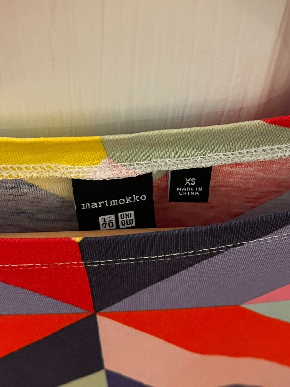 Uniqlo x Marimekko geometric multi-color 3/4 sleeve top XXS - Picture 3 of 4
